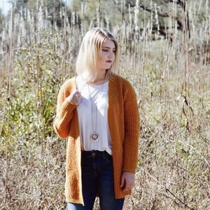 Meet your Posher, Sylvia